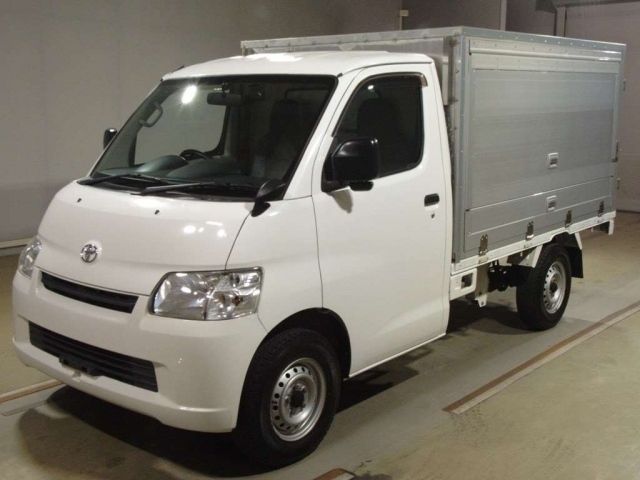 62064 Toyota Town ace truck S402U 2012 г. (TAA Hyogo)